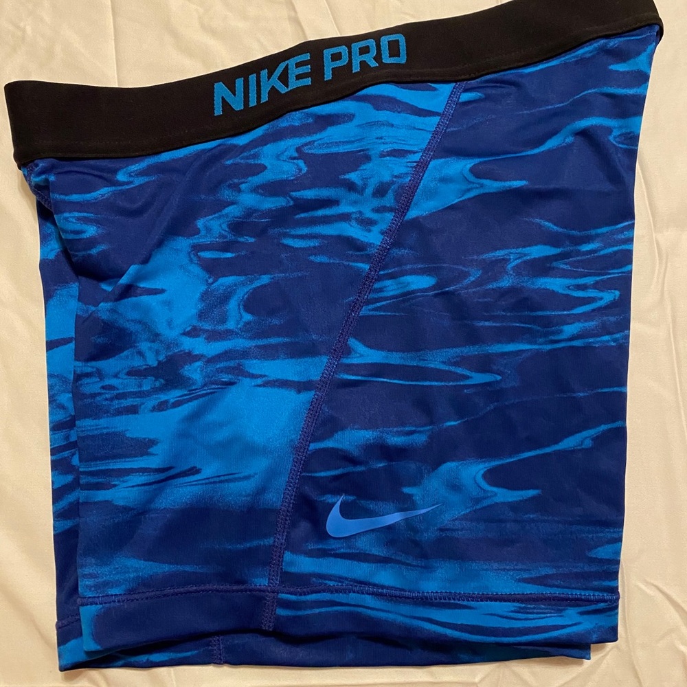 Nike Compression Shorts🌼🌸